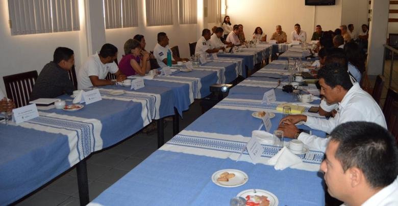 Evalúan y refuerzan operativos vacacionales en Huatulco