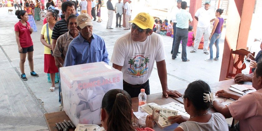 Marco constitucional definirá situación en San Dionisio del Mar