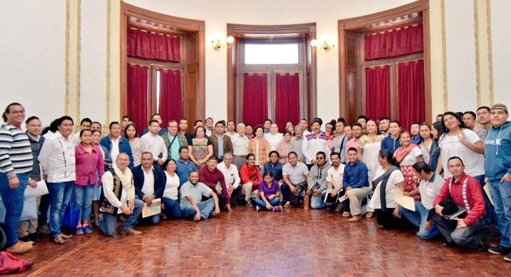 Convoca Seculta a directores artísticos rumbo a la Guelaguetza 2019