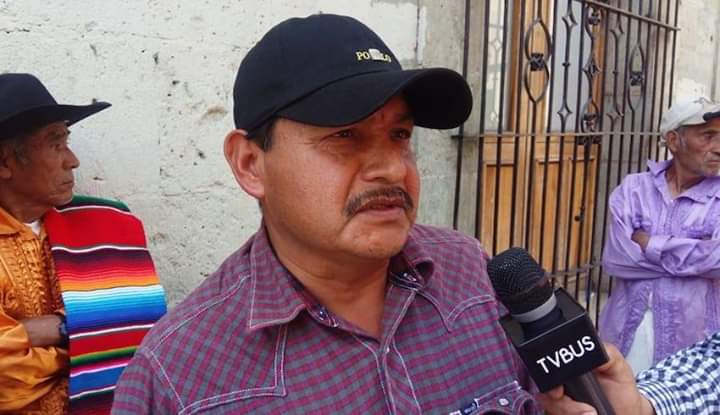 Edil de Santiago Yaitepec se deslinda de bloqueo en carretera a Juquila