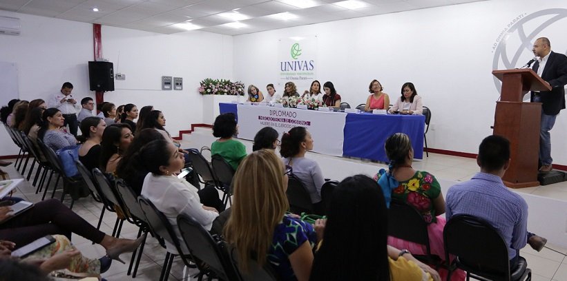 Inauguran diplomado “Mujeres y gobernanza”