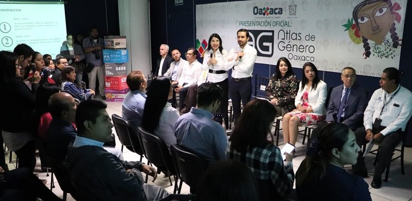 Presentan Gobierno del Estado y el INEGI Atlas de Género de Oaxaca