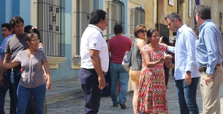Visitantes nacionales y extranjeros destacan la paz y la seguridad de Oaxaca