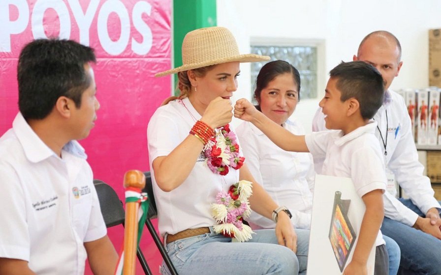 Por séptima ocasión DIF Estatal Oaxaca participa en audiencia pública ahora en la región de la cañada