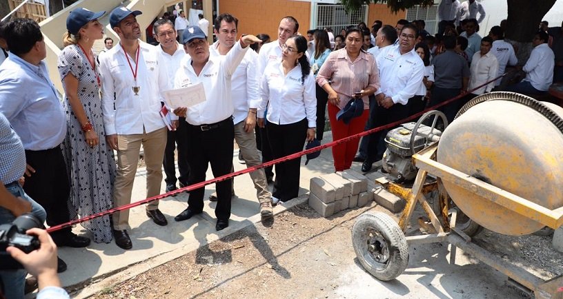 Provee Gobierno de Oaxaca infraestructura en beneficio de la educación