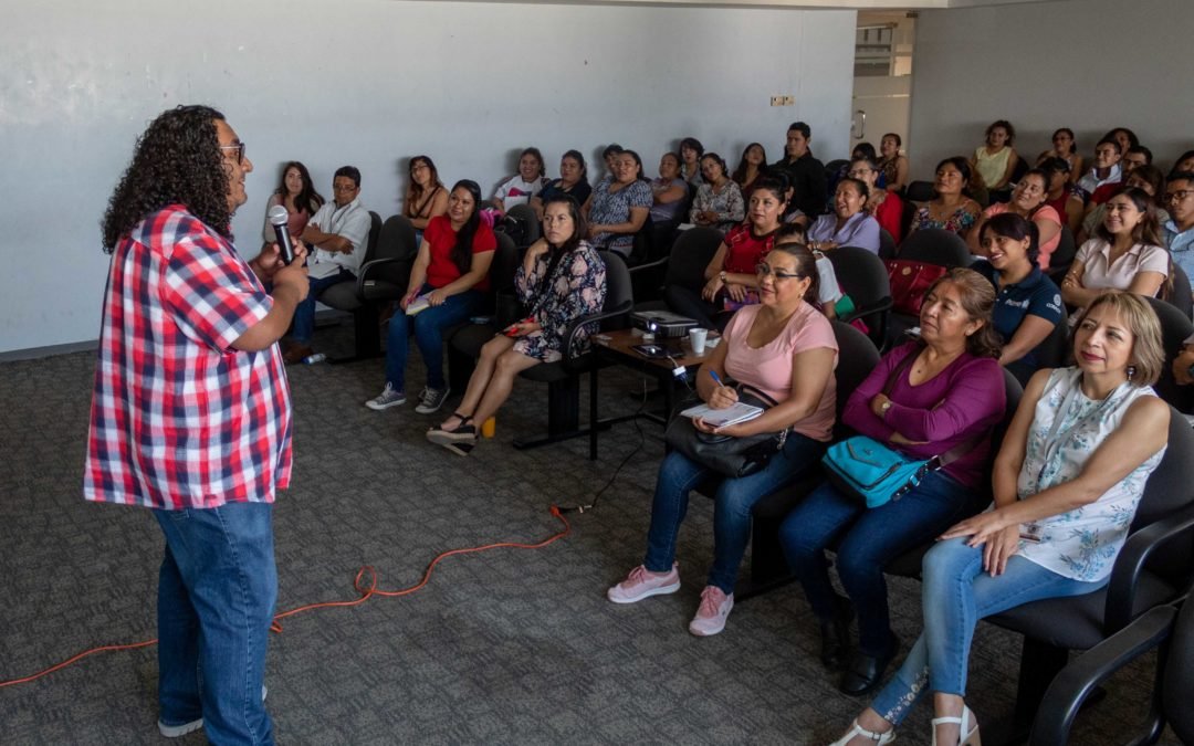 Aprenden servidoras y servidores públicos alternativas para mejorar desarrollo personal
