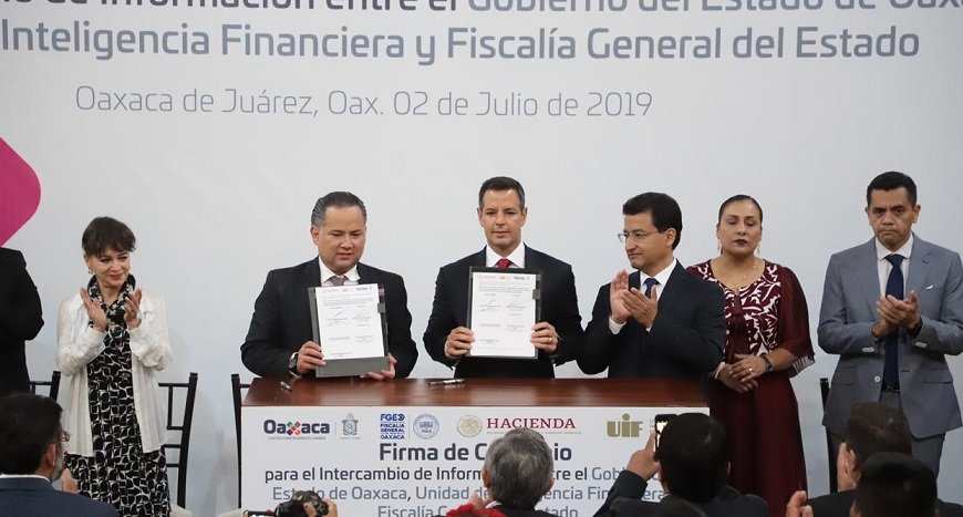 Compromete AMH acciones para el combate frontal a la corrupción y delincuencia organizada