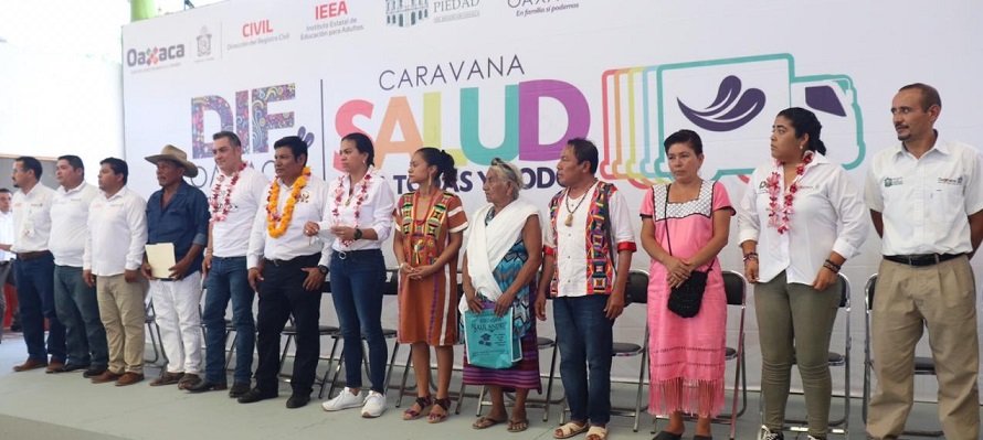 Cumple caravana DIF segundo día de actividades en la región de la costa