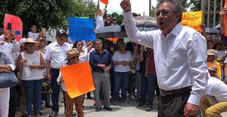 Talleristas de la CCO marchan y se manifiestan en la JLCyA