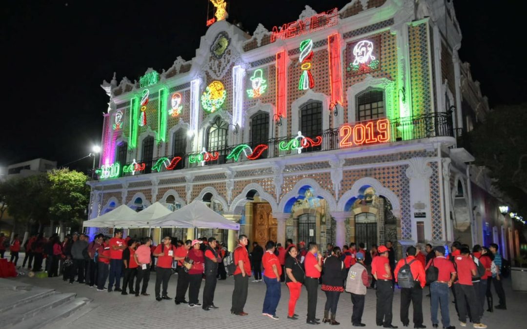 Estalla huelga en el Ayuntamiento de Tehuacán; alcalde de Morena adeuda 14 mdp