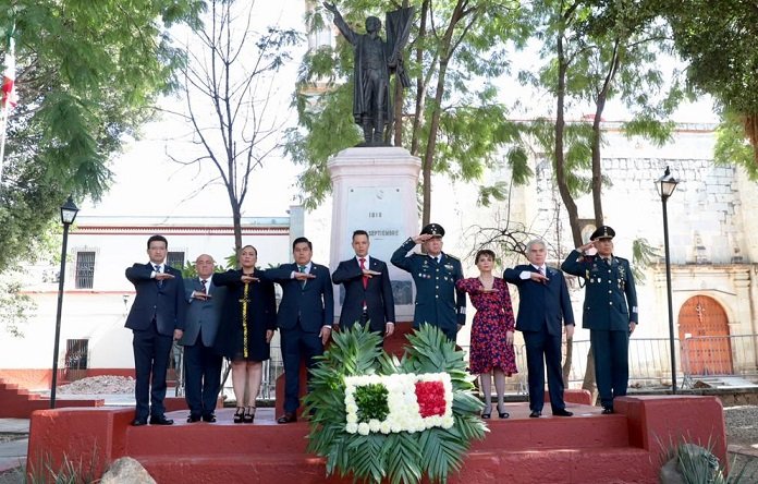 Las mujeres son centrales en la agenda del gobierno de Oaxaca: AMH
