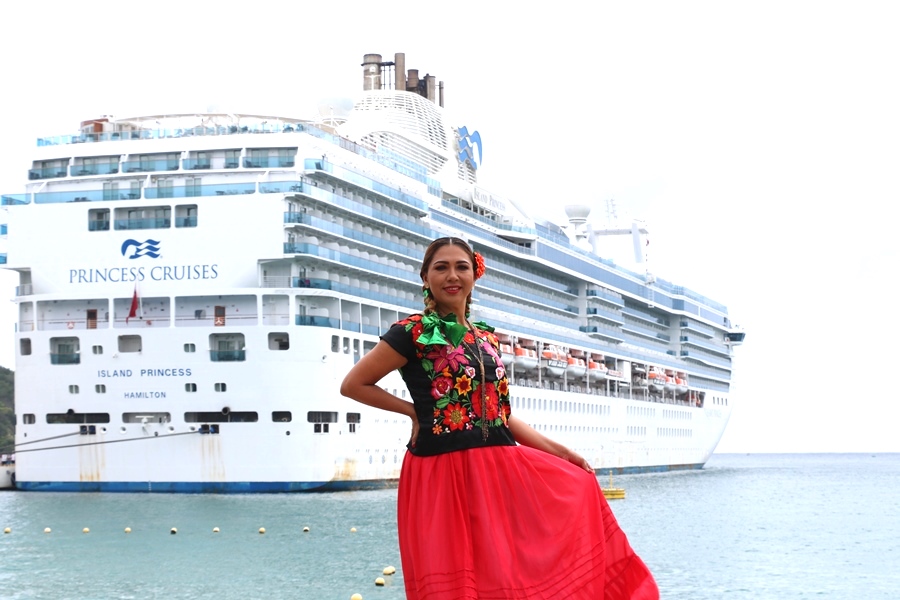 La Diseñadora de Modas en Vanguardia es Eira Orozco Pineda