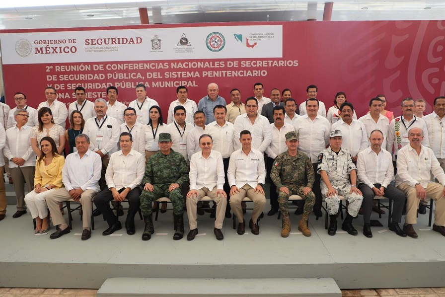 Refrenda Alejandro Murat compromiso con la paz, concordia y seguridad pública para el bienestar de México
