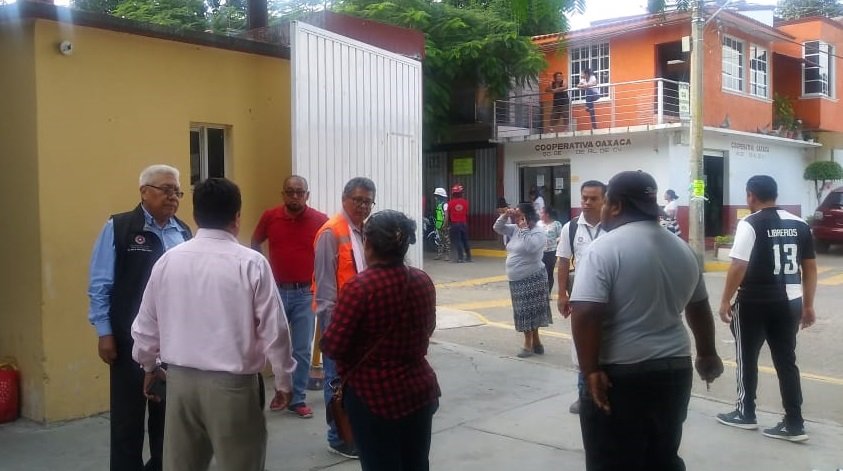 Autoriza IEEPO suspensión de clases en planteles cercanos donde ocurrió explosión