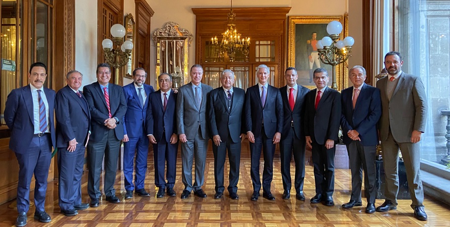 Mantiene Gobierno de Oaxaca coordinación de esfuerzos con la Federación en salud, educación y seguridad