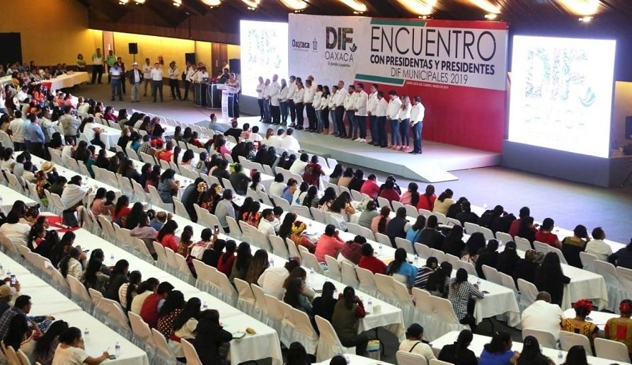 Con trabajo y amor, juntos cambiaremos Oaxaca: IMM