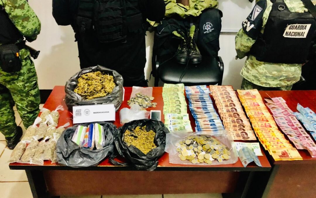 Sin tregua contra el crimen, Fiscalía General ejecuta 5 cateos simultáneos en el Istmo; asegura armas, droga, dinero en efectivo y detiene a tres personas