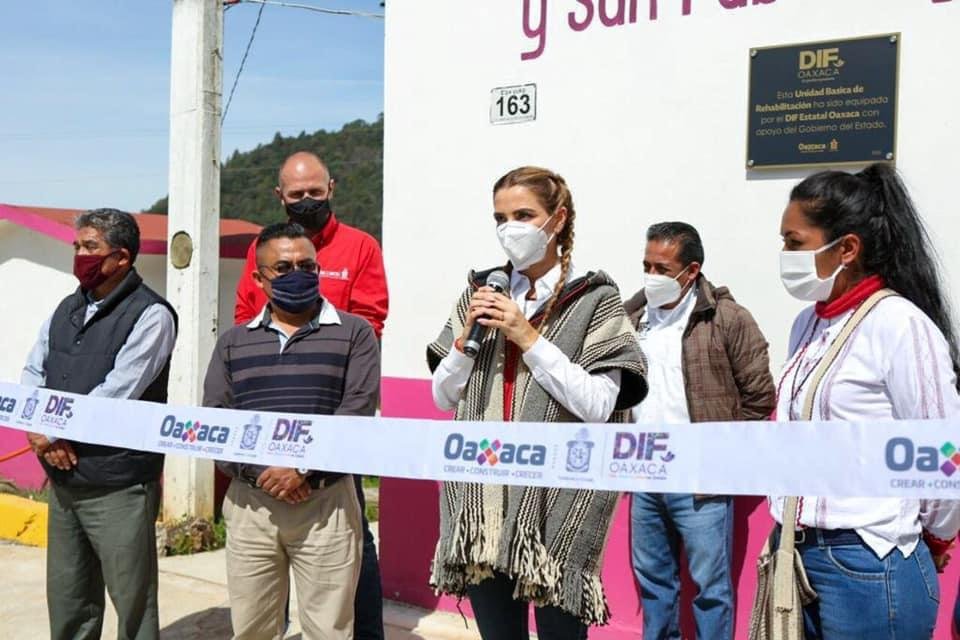 La región Mixe cuenta con el apoyo de mi esposo el gobernador Alejandro Murat Hinojosa y del DIF Estatal Oaxaca