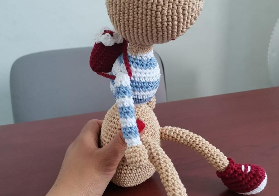 VENDEN MONOS DE PELUCHE INTERNAS DEL RECLUSORIO TANIVET DE OAXACA.