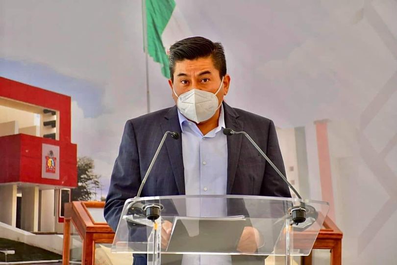 EXHORTAN AL GOBERNADOR DE OAXACA A REFORMAR LAS DIVERSAS DISPOSICIONES LEGALES PARA QUE FUNCIONARIOS PÚBLICOS SEAN SANCIONADOS POR DESVÍOS DE RECURSOS.