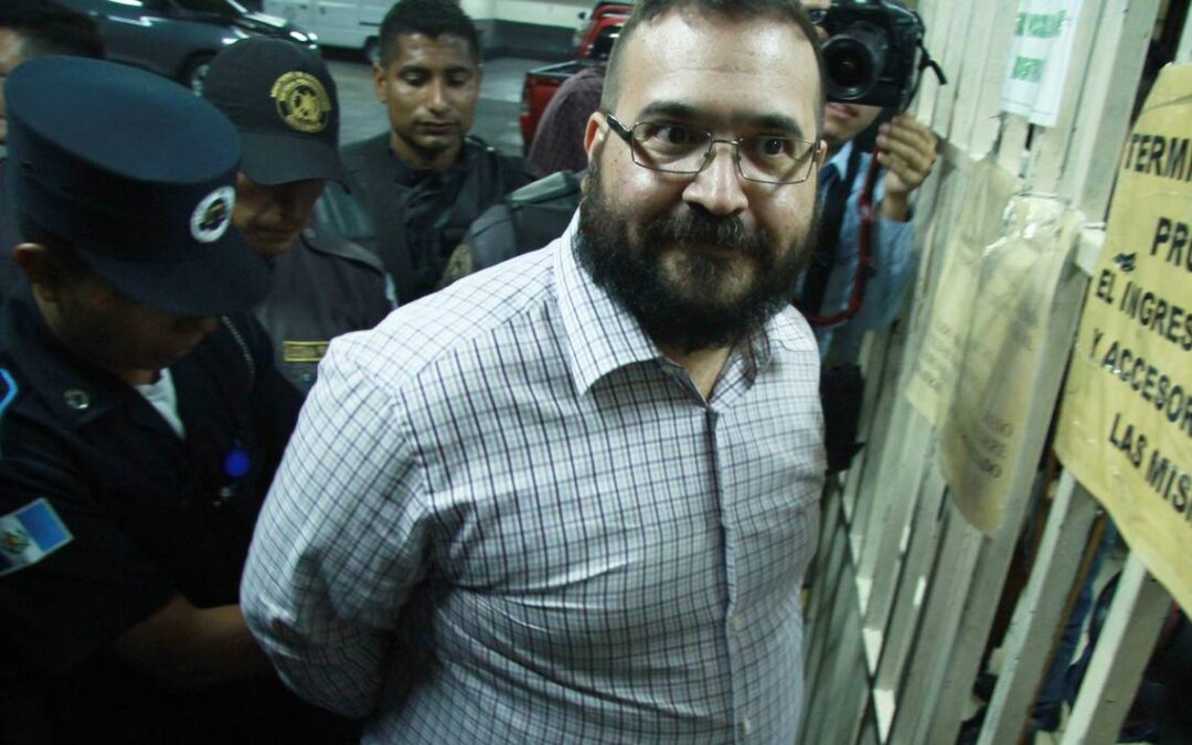 JAVIER DUARTE DE OCHOA EX GOBERNADOR DE VERACRUZ PROMUEVE UN AMPARO CONTRA UNA NUEVA ORDEN DE APREHENSIÓN  