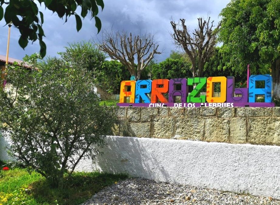 LA CUNA DE LOS ALEBRIJES “SAN ANTONIO ARRAZOLA” Y EL ARTISTA KEVIN NAVARRO.