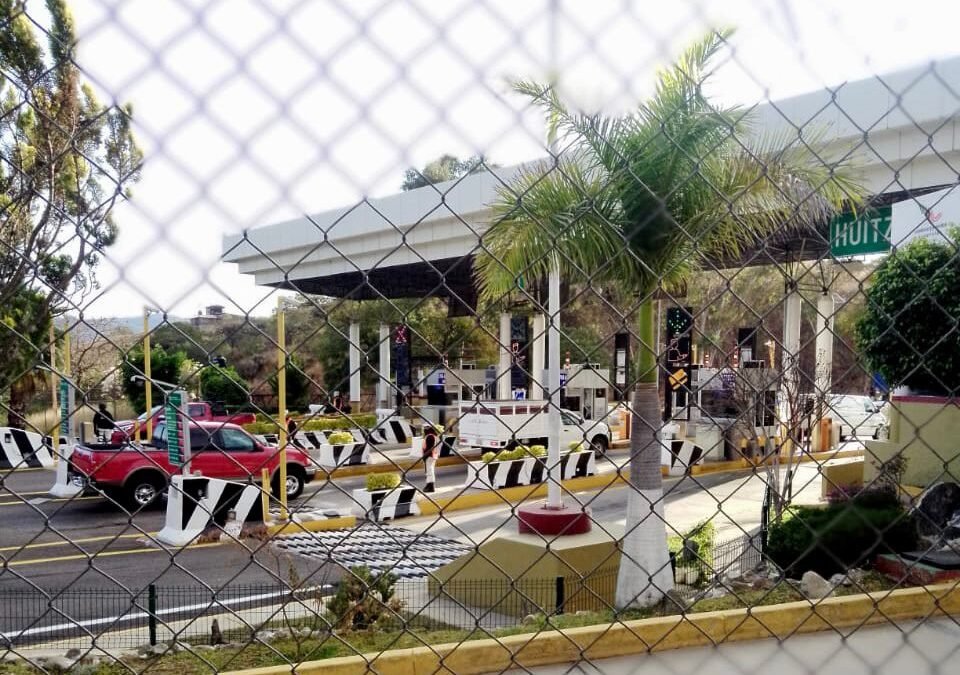 Sin incidentes operativo para evitar toma de caseta de cobro “Huitzo”