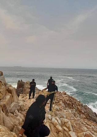 LOCALIZAN CUERPO SIN VIDA DE POBLANO DESAPARECIDO EN PLAYA DE SALINA CRUZ