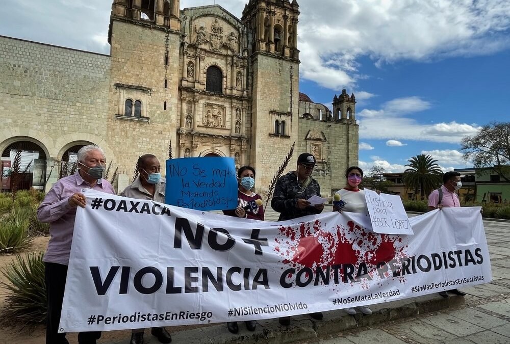 ¡Ya basta!, claman periodistas en Oaxaca ante agresiones y asesinatos