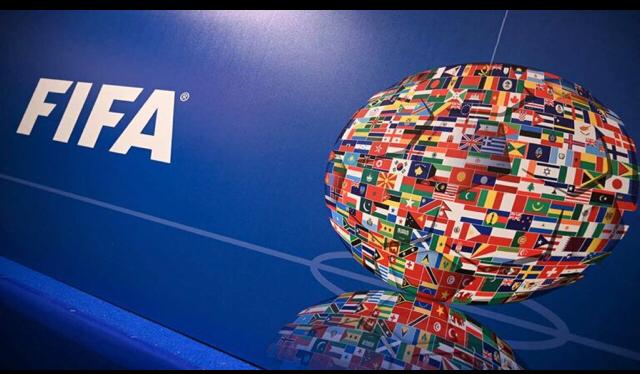 FIFA prohíbe bandera e himno de Rusia en competencias