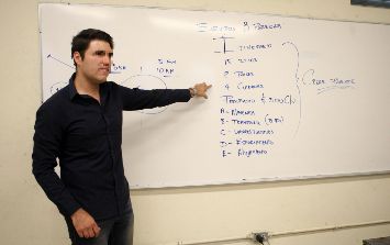 Contratados al 100% más de 2,500 egresados normalistas en los últimos tres años: IEEPO