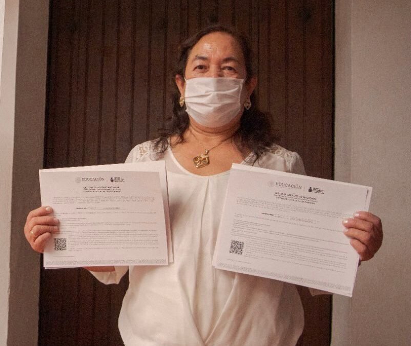 Firman IEEA y Semovi convenio en favor de transportistas oaxaqueños