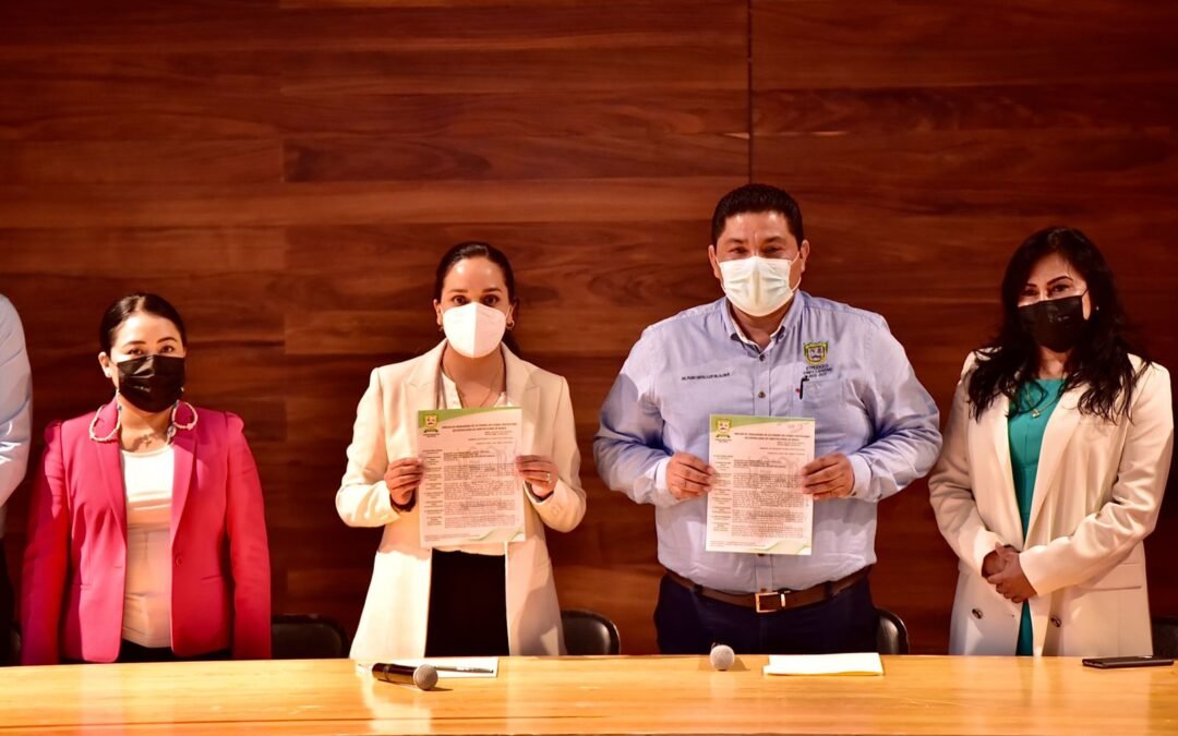 Gobierno del Estado recibe Pliego Petitorio 2022 del STPEIDCEO