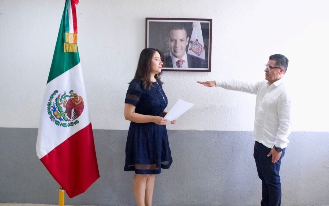 Toma protesta Subsecretario de Sebien