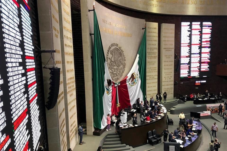 Batean reforma eléctrica de AMLO en San Lázaro