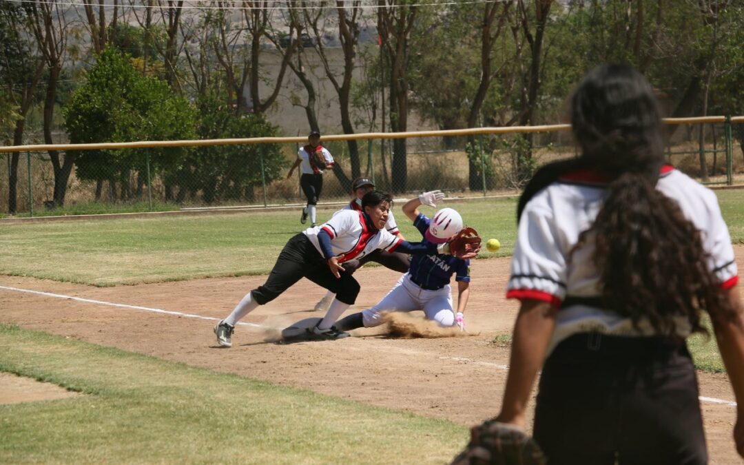 Veracruz domina el softbol al ganar dos boletos de cuatro disponibles