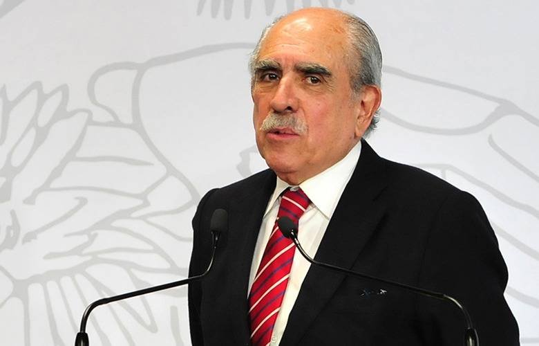 UIF descarta indagar a oposición