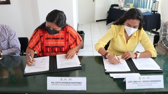 Signan convenio de colaboración titulares del IEEA Oaxaca y la SEPIA