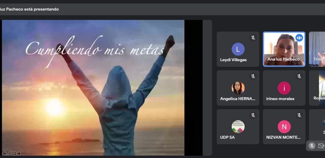 Capacita Administración a personal; fortalece rendimiento laboral