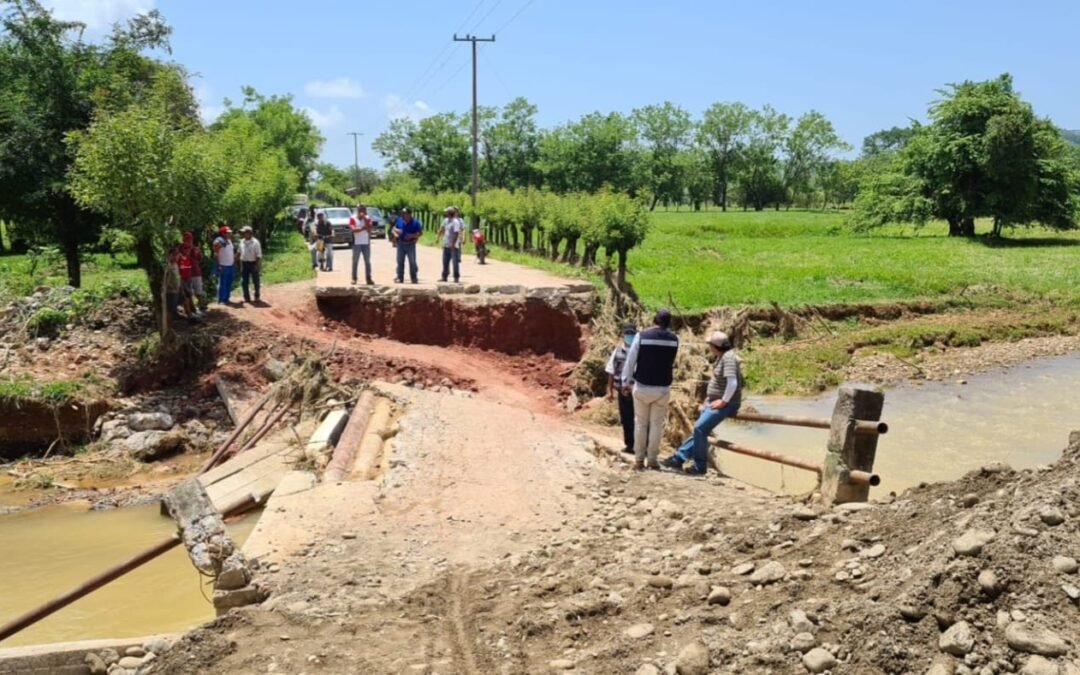 Contribuye CEPCO en la atención a las comunidades afectadas  por las lluvias