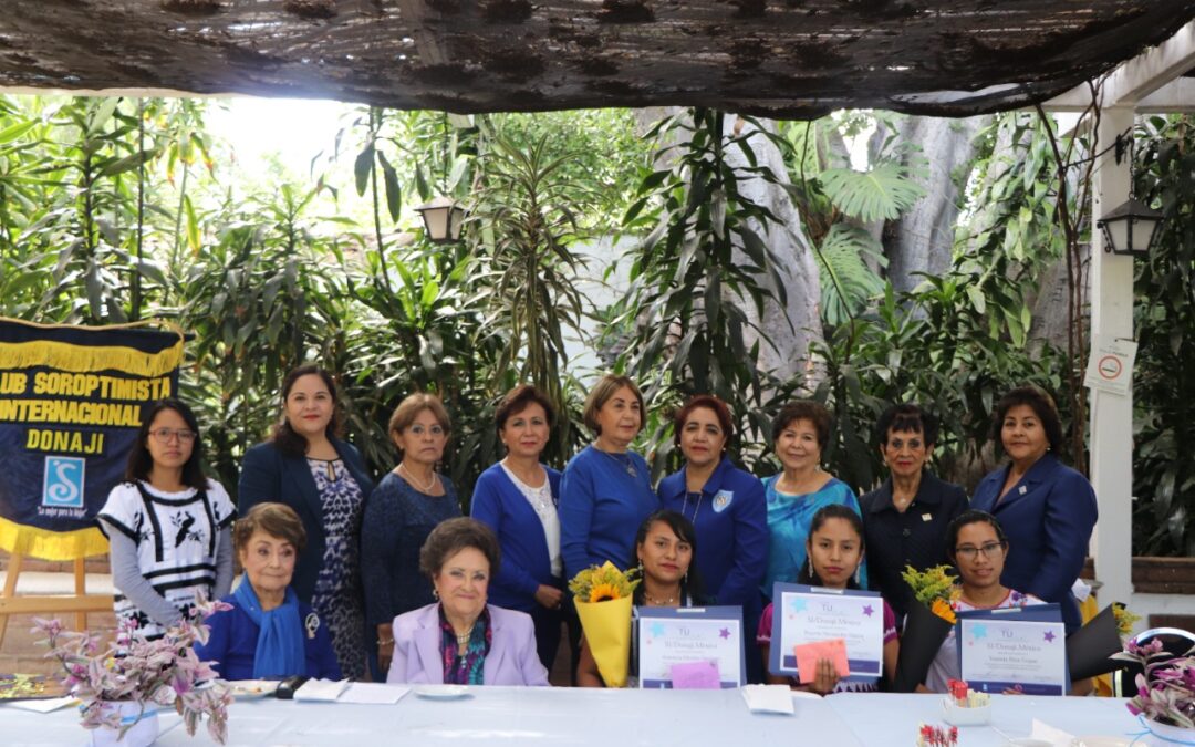 Premian con beca estudiantil a jóvenes de comunidades originarias: UTSSO