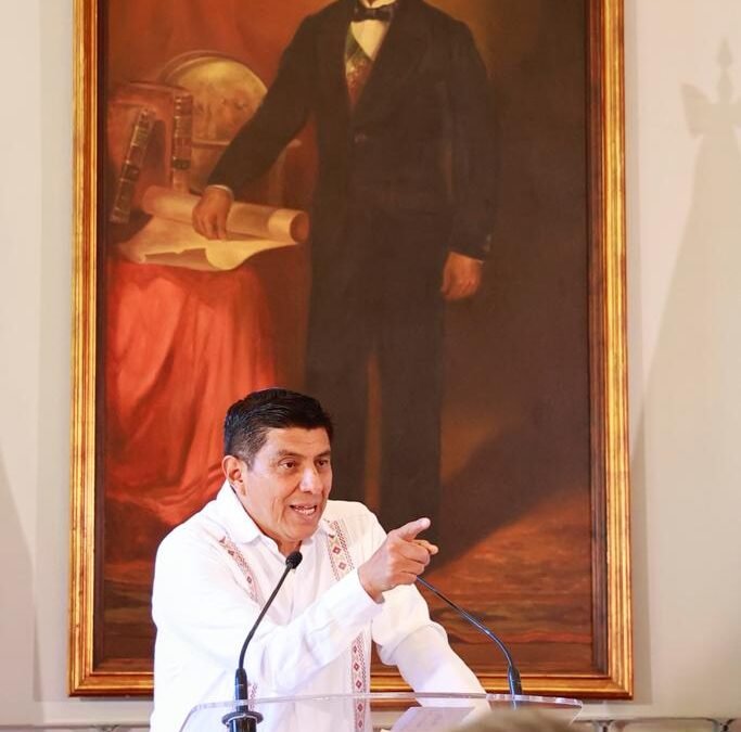 Celebra Gobernador aprobación de reforma Constitucional  en materia de Revocación de Mandato