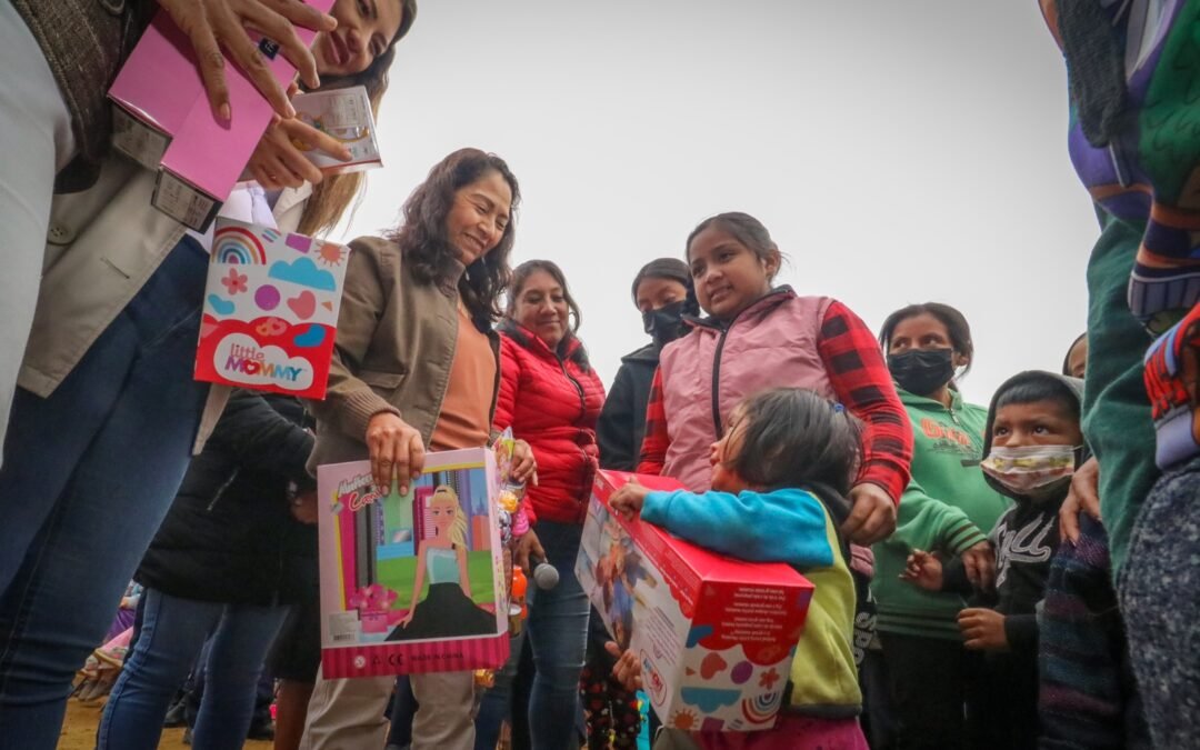 Alegría e ilusión se vive este “Día de Reyes” con la entrega de juguetes por parte del DIF Oaxaca