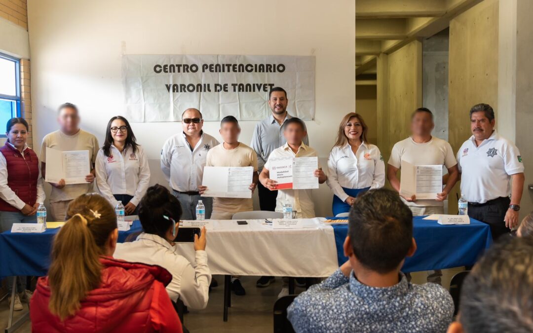 Concluyen PPL su bachillerato a través del CEA del Cobao