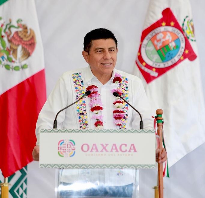  Reconoce Gobernador Salomón Jara trabajo legislativo para aprobar el PED 2022-2028