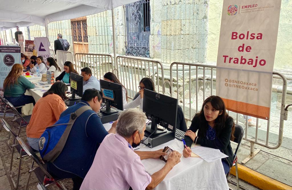 fertan más de 400 vacantes en Feria del Empleo Turística Oaxaca 2023