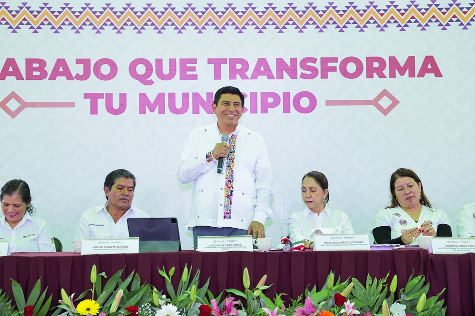 Ofrece Gobierno del Estado trabajar de la mano con pueblos etecos y dar buenos resultados