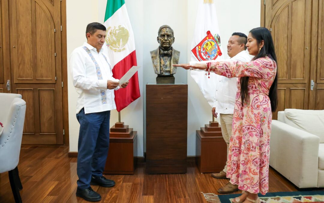 Designa Gobernador Salomón Jara a Noel Hernández y Mónica López como encargados de Administración y Sebienti