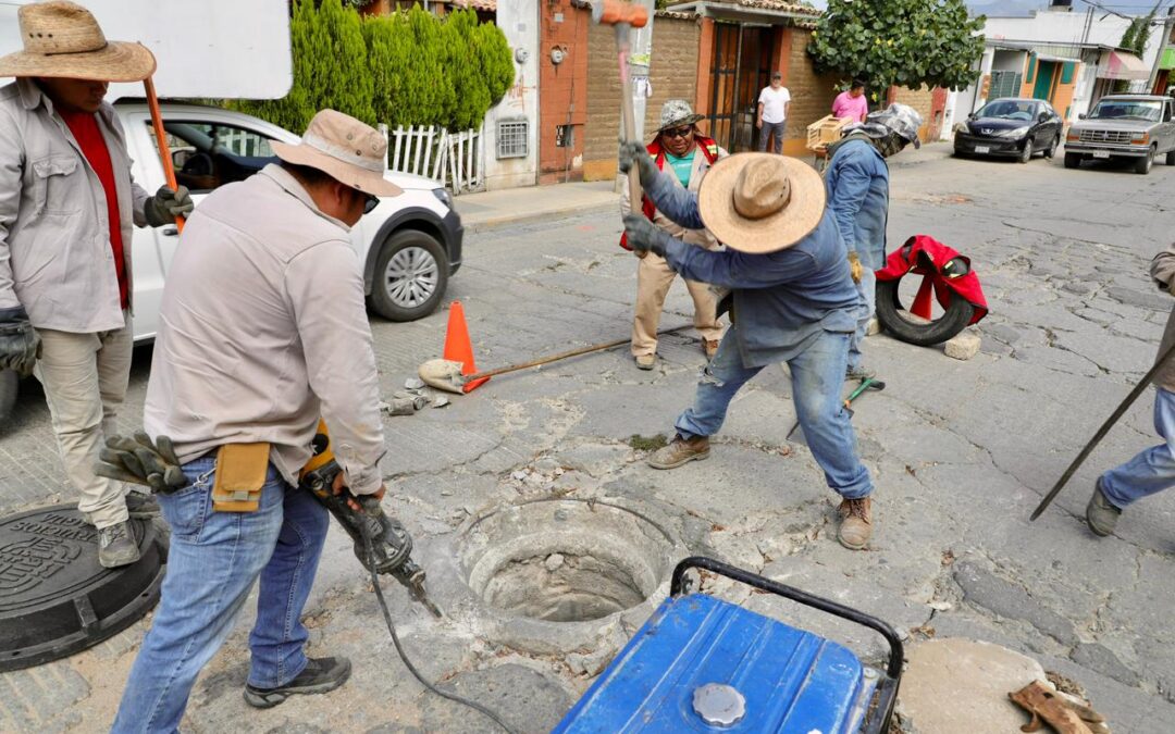 Soapa repara fugas y realiza desazolves para mejorar el servicio a personas usuarias