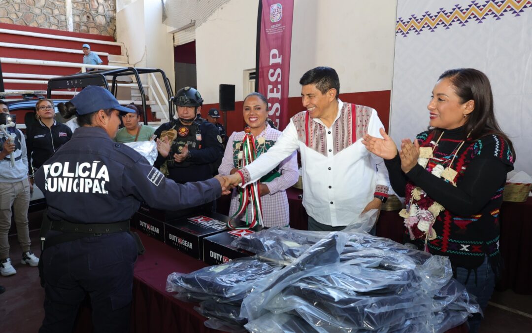 Con 33 mpd, San Juan Bautista Cuicatlán avanza en materia educativa, agroalimentaria y salud